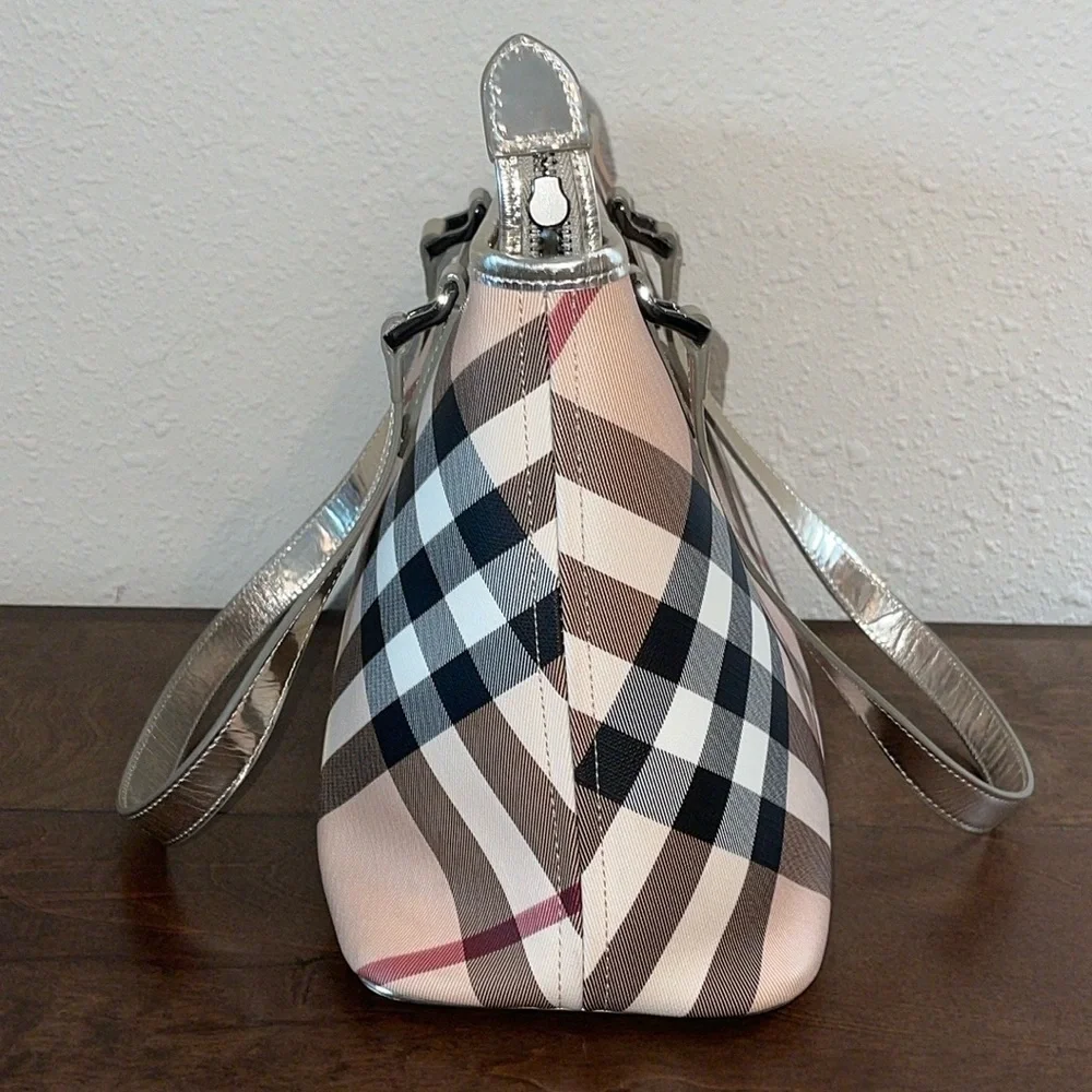 BURBERRY NOVA CHECK GOLD PATENT LEATHER TOTE TOP ZIP